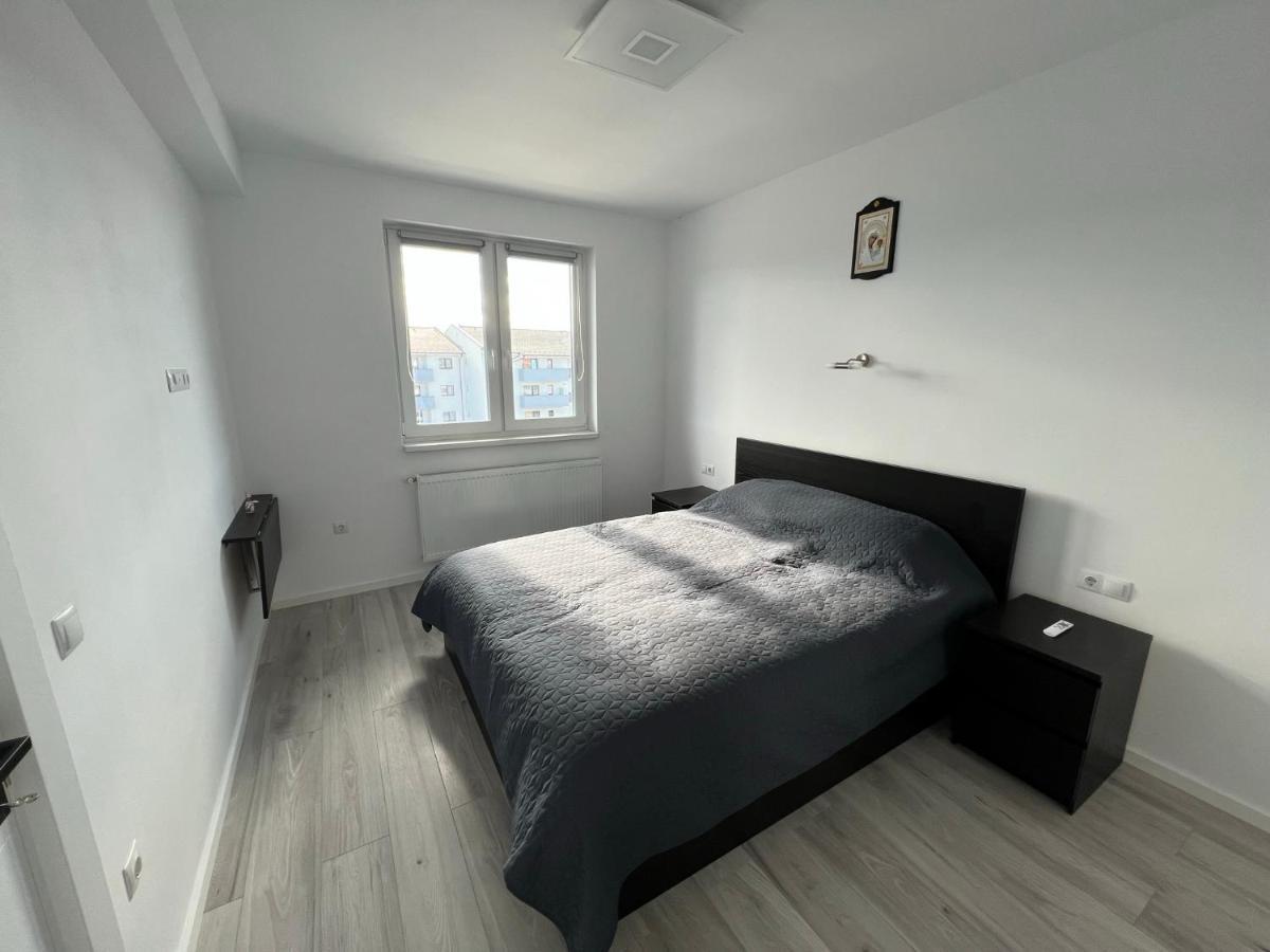 Arini Cozy Corner Apartment Selimbar Exterior photo