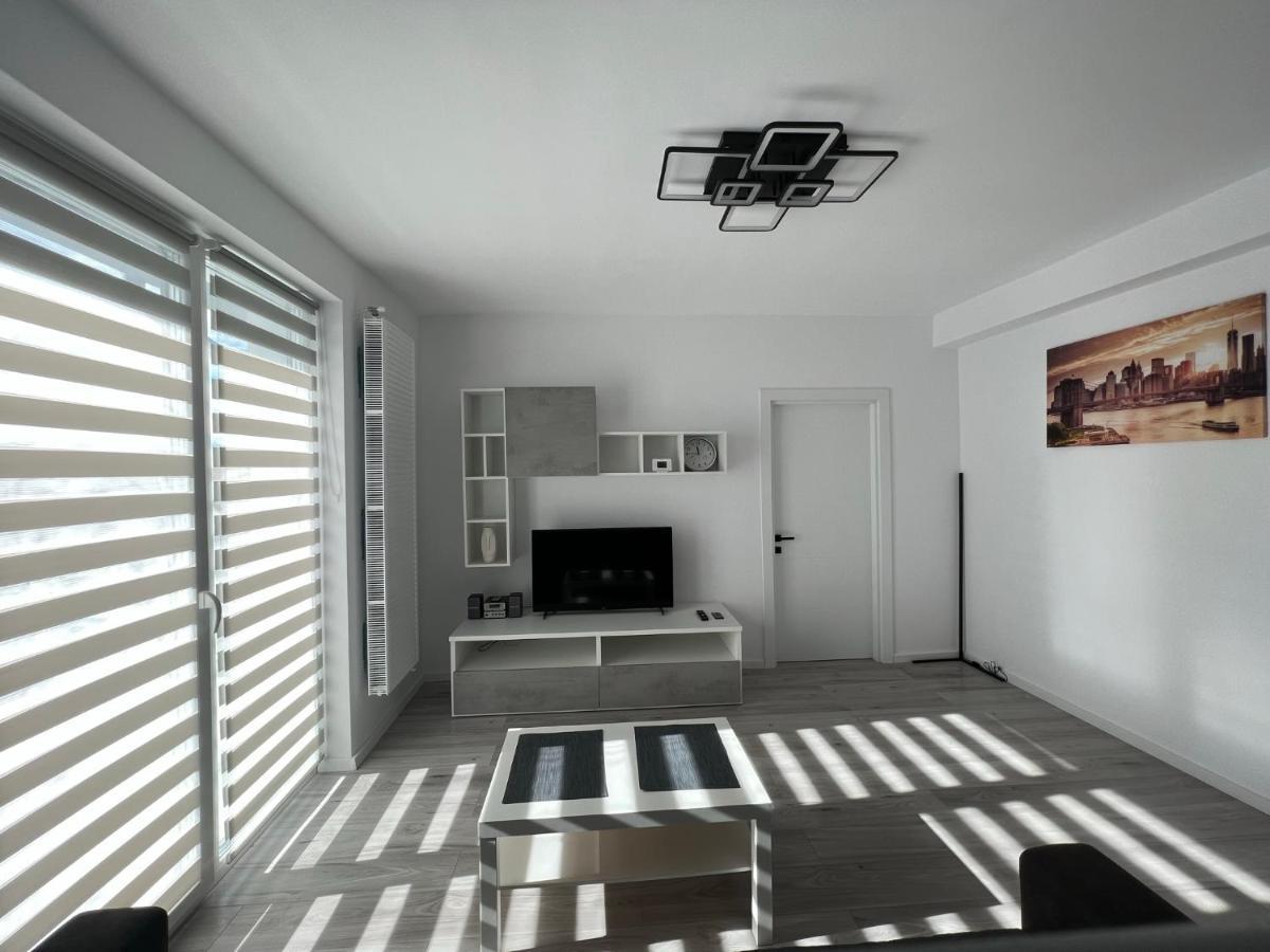 Arini Cozy Corner Apartment Selimbar Exterior photo